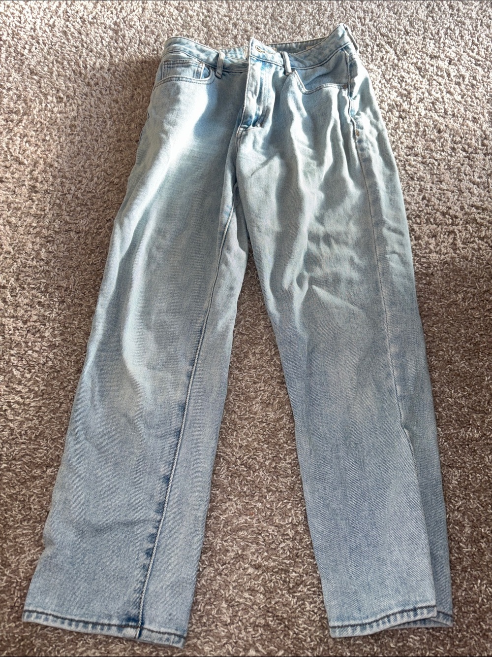 Light Wash Straight Leg Jeans